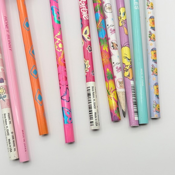 vintage 90s pencil lot Barbie tweety - Picture 4 of 4